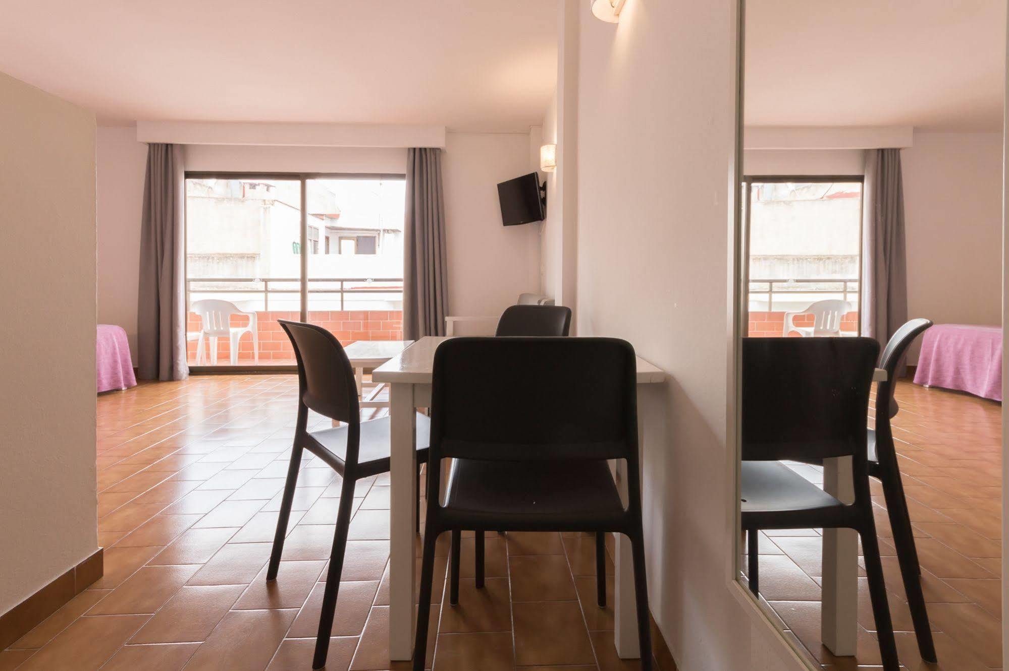 Apartamentos Orosol 2 By Typic Hotels Σαν Αντόνιο Εξωτερικό φωτογραφία
