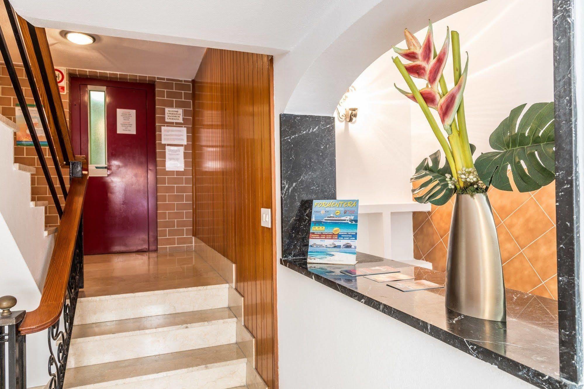 Apartamentos Orosol 2 By Typic Hotels Σαν Αντόνιο Εξωτερικό φωτογραφία